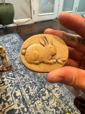 SMALL OVAL CERAMIC TRINKET DISH BUNNY WITH LID